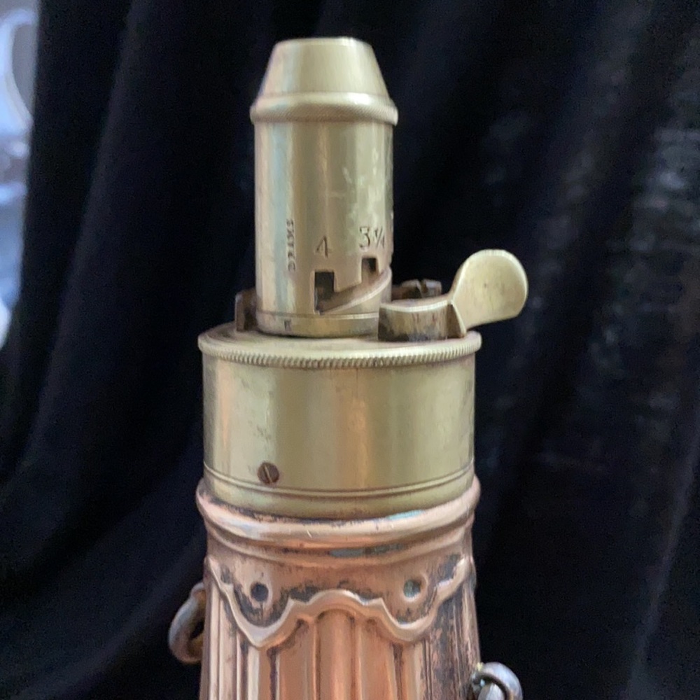 Gunpowder Flask - Picture 6 of 10
